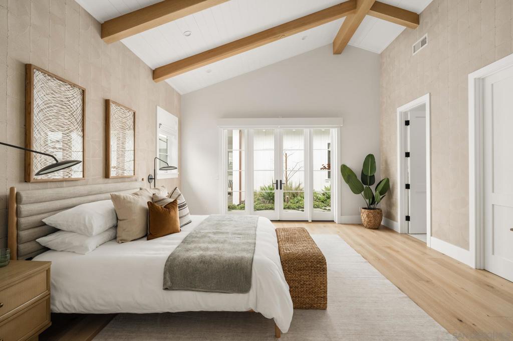 1023 Stratford Ct - photo 19