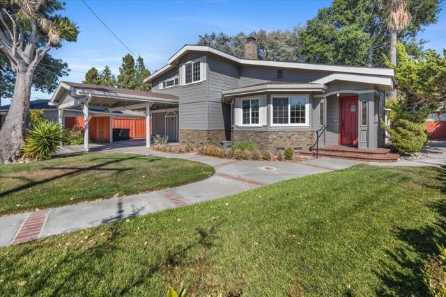 510 Sunnymount Avenue, Sunnyvale CA: https://media.crmls.org/mediaz/2a0a5a15-b9b9-4cfa-b899-1f331da756bc.jpg