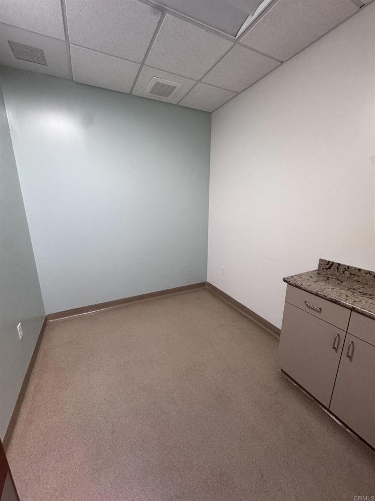 7527 Draper Avenue - photo 13
