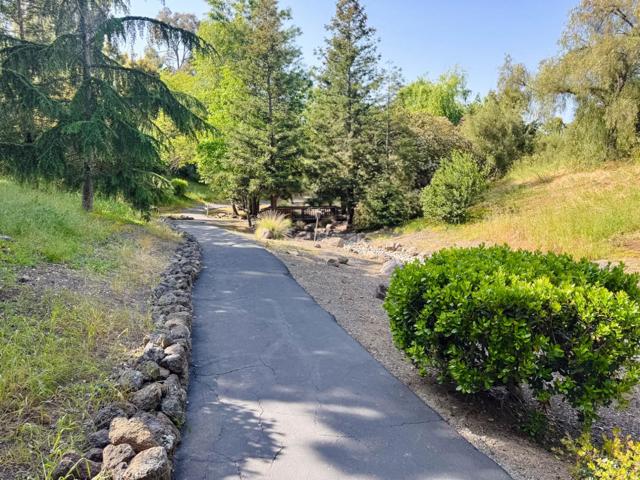 133 El Porton, Los Gatos CA: https://media.crmls.org/mediaz/2a0bfcf9-d149-4185-9ea5-e547c8b8cedb.jpg