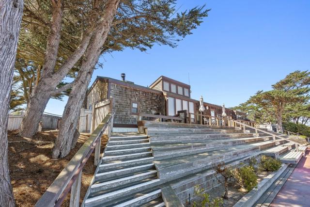 338 Monterey Dunes Way, Moss Landing CA: https://media.crmls.org/mediaz/2a0e987c-0e9b-41c7-921b-f84cbc29717d.jpg