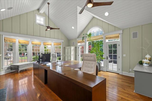 1474 Lupton Avenue, San Jose CA: https://media.crmls.org/mediaz/2a0fb9e8-c851-4f19-97fe-a4905140d5d2.jpg