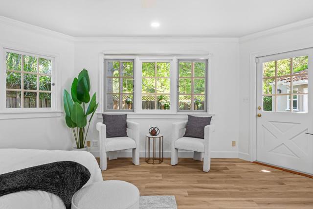 766 Nash Avenue, Menlo Park CA: https://media.crmls.org/mediaz/2a104fd1-f7f5-43c0-a63f-7bc1e6415b19.jpg