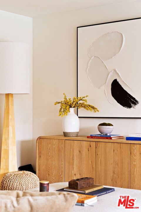 3019 Surry Street, Los Angeles CA: https://media.crmls.org/mediaz/2a10b4bd-b856-4a8c-afee-32b8b040cd2e.jpg