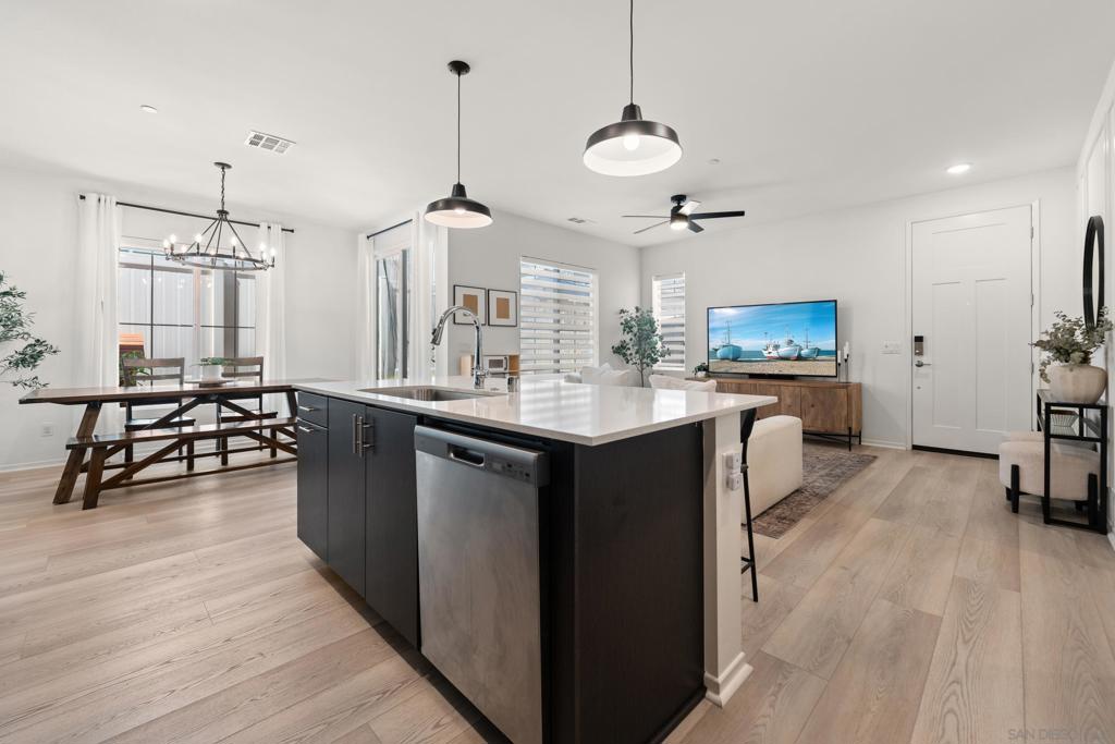 MLS #250034988SD img 12