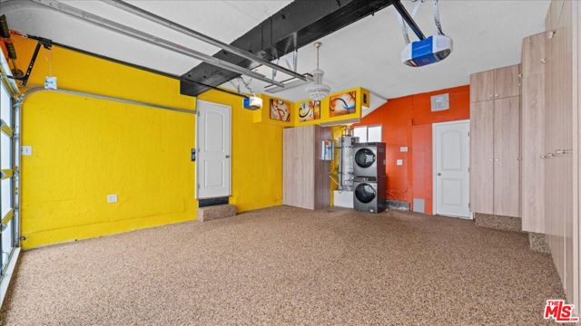 12440 Walsh Avenue, Los Angeles CA: https://media.crmls.org/mediaz/2a13955b-3466-423a-a247-1ba13cedfb0b.jpg