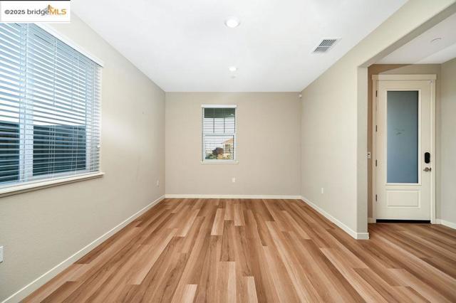 2291 Revival Lane, Rio Vista CA: https://media.crmls.org/mediaz/2a161861-2f35-43bc-8522-2f09d92d6745.jpg