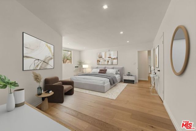 Image 6 of 16 For 530 Barrington Avenue 102