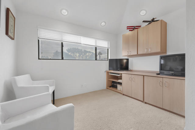 77576 Woodhaven Dr. N Drive, Palm Desert CA: https://media.crmls.org/mediaz/2a178a13-3dfc-4a94-ad91-7bb53e33bc94.jpg