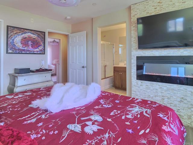 1710 Montilla, Santee CA: https://media.crmls.org/mediaz/2a18c255-764c-42b3-8a11-d851d336516a.jpg
