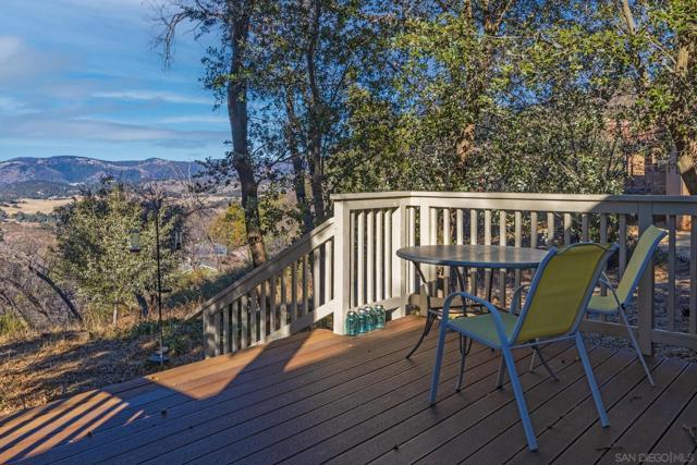 3306 Oak Grove, Julian CA: https://media.crmls.org/mediaz/2a19483b-4553-417e-83fa-767c765b774c.jpg