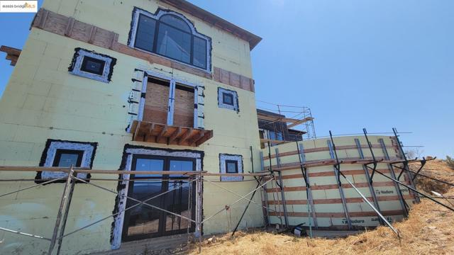 306 Country Club Hts Hts HTS, Carmel Valley CA: https://media.crmls.org/mediaz/2a19fe26-cc14-4eb8-8d98-b325a6f9fc39.jpg