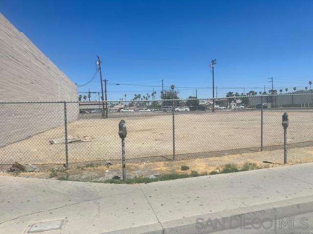 327 2nd, Calexico, California 92231, ,Commercial Sale,For Sale,2nd,240020337SD