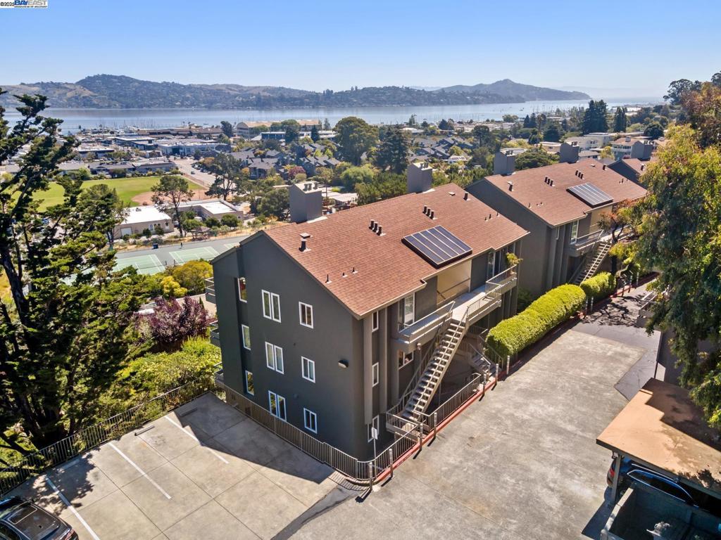 132 Lower Anchorage Rd