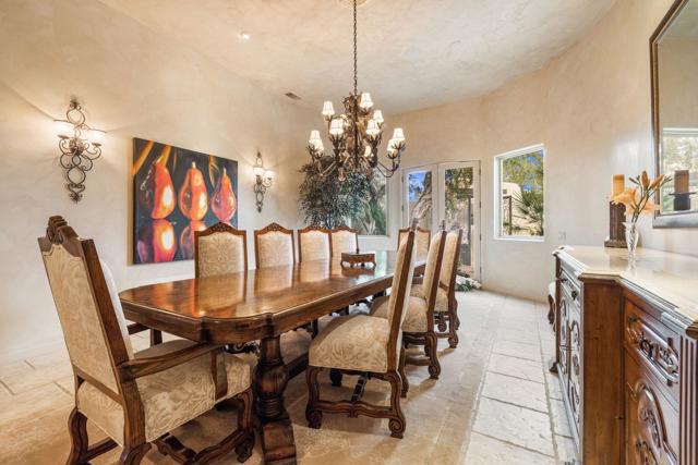 49240 Jfk Trail, Palm Desert CA: https://media.crmls.org/mediaz/2a1cb054-68ab-4fa1-9d27-58290bf3be70.jpg