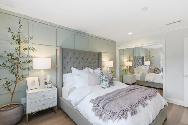 20 Willow Road, Menlo Park CA: https://media.crmls.org/mediaz/2a1cd981-f507-45f6-af83-748074fcf601.jpg