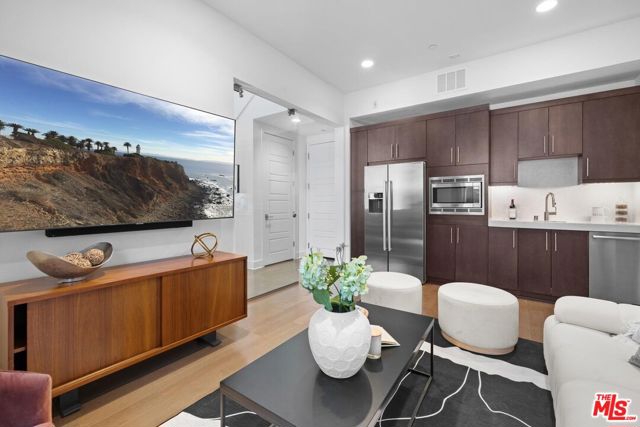 Image 15 of 41 For 12698 Sandhill Lane 1