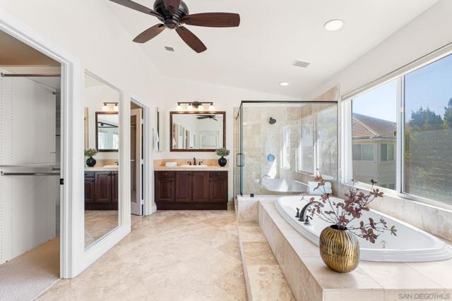 10616 Gingerwood Cove, San Diego CA: https://media.crmls.org/mediaz/2a1e3ef3-8872-45ac-bfff-d0a24298b041.jpg