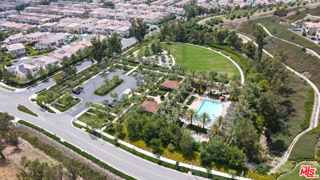 55 Suede, Irvine CA: https://media.crmls.org/mediaz/2a1e706e-45d8-48fb-9239-81e15b9737b5.jpg