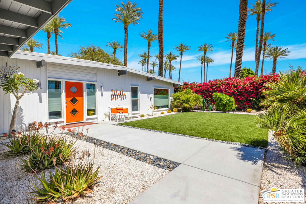 70436 Tamarisk Lane
