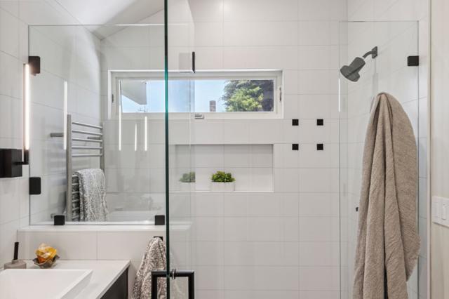 237 21st Avenue, Santa Cruz CA: https://media.crmls.org/mediaz/2a20e35a-0267-478e-9d75-3cbe1addeadb.jpg