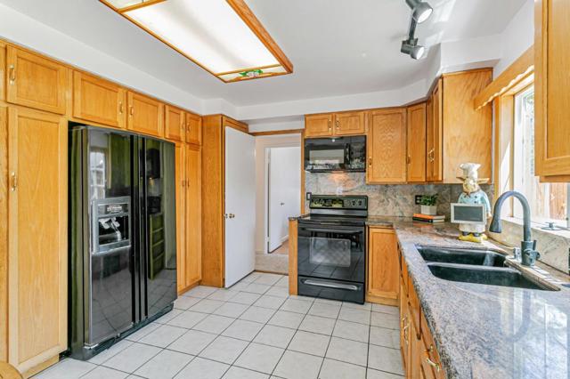 274 Los Palmos Way, San Jose CA: https://media.crmls.org/mediaz/2a215032-07df-4102-84bd-0c1ff2db3f10.jpg