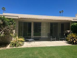 76795 Lark Drive, Indian Wells CA: https://media.crmls.org/mediaz/2a22124d-41e0-4b01-a263-11e20e3e304a.jpg