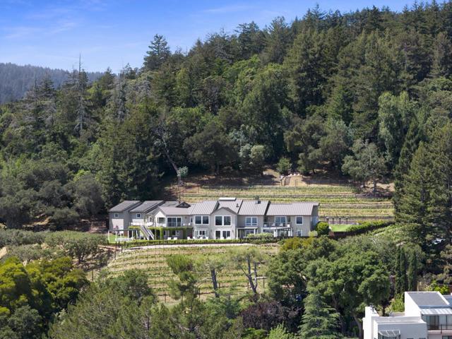 25 Oakhill Drive, Woodside CA: https://media.crmls.org/mediaz/2a225512-4a08-4134-b559-23d6690431c2.jpg