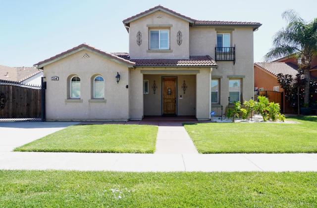 334 Honeybell Street, Los Banos CA: https://media.crmls.org/mediaz/2a23a6b3-05ae-4a8c-a894-4dc54a6fa4b1.jpg