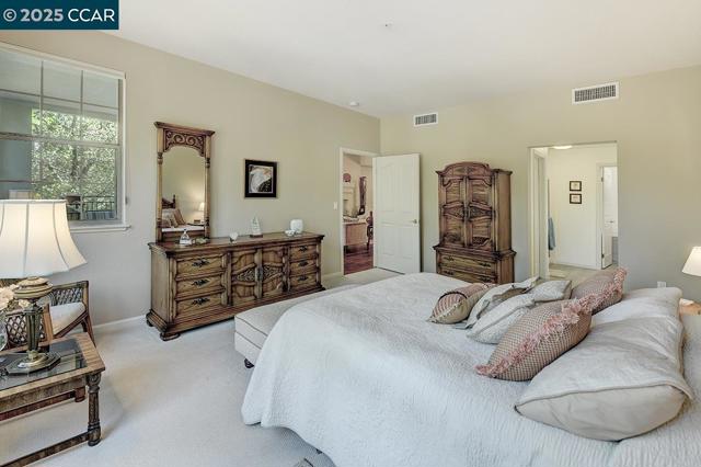 5910 Horsemans Canyon Dr, Walnut Creek CA: https://media.crmls.org/mediaz/2a248d89-9a0e-476f-a845-01a71b050aaf.jpg
