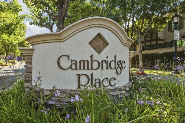 292 W Lucita Way, Mountain House CA: https://media.crmls.org/mediaz/2a2620c1-4552-4d93-870e-7ecc47f39491.jpg