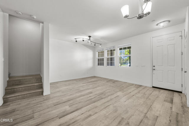 Detail Gallery Image 16 of 40 For 3016 Moonlight Park Ave, Oxnard,  CA 93036 - 3 Beds | 2/1 Baths