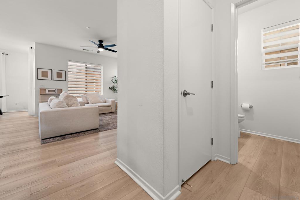 MLS #250034988SD img 14