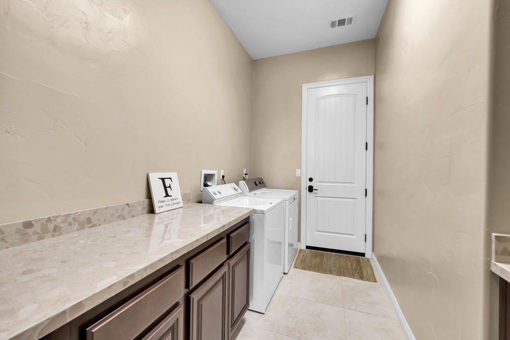 MLS #219138673DA image #33