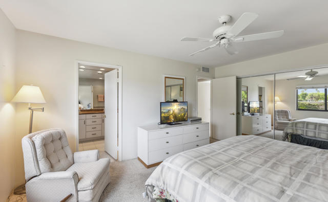 77 Majorca Drive, Rancho Mirage CA: https://media.crmls.org/mediaz/2a2acae2-9cae-421b-9d97-98772c6f4649.jpg