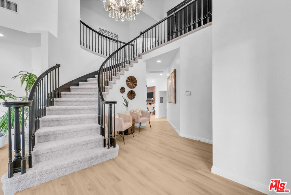 MLS #26850411 image #2