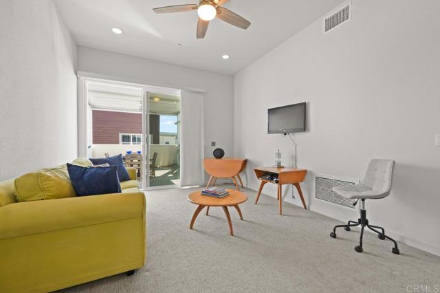 2035 Bravo Loop, Chula Vista CA: https://media.crmls.org/mediaz/2a2b6511-e50d-44bf-bf90-ffae71281b22.jpg