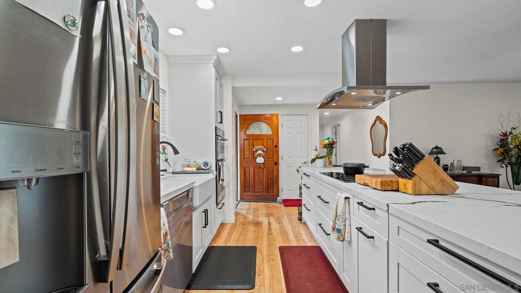 1026 La Reina - photo 6