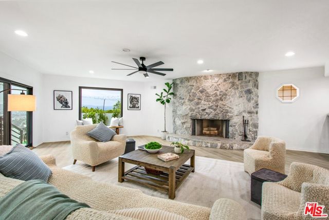4223 Don Carlos Drive, Los Angeles CA: https://media.crmls.org/mediaz/2a2c02a6-e3f3-4a85-b5a0-d52c90a05392.jpg