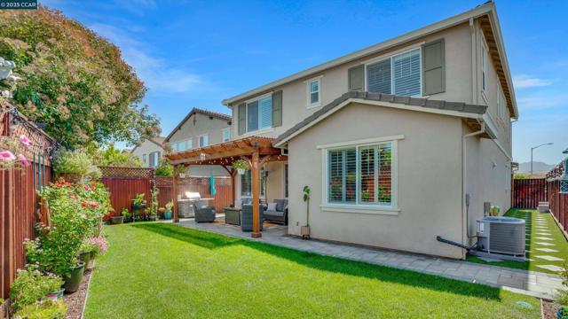 4763 Dundee St, Antioch CA: https://media.crmls.org/mediaz/2a2c73c4-ba71-4998-8f2a-8dc8ad58fa37.jpg