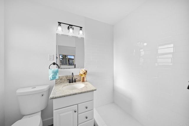 Image 33 of 66 For 378 7th Street