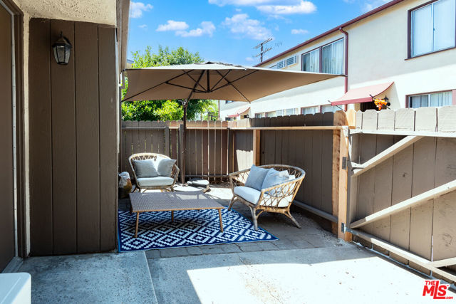 801 East ACACIA Avenue, D photo 3