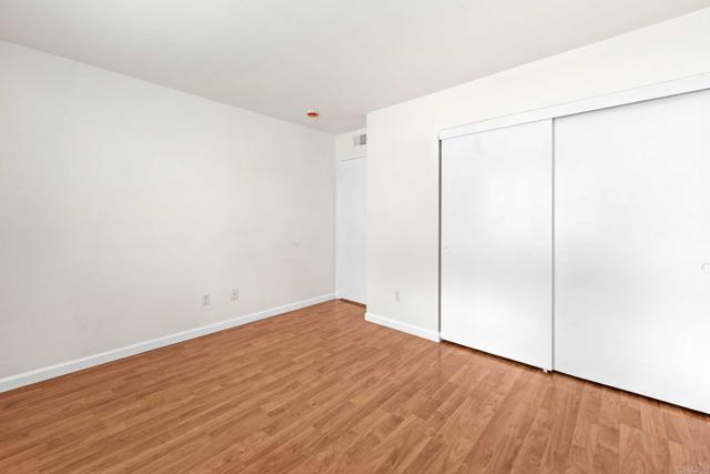 Detail Gallery Image 17 of 30 For 337 N Melrose Dr #E,  Vista,  CA 92083 - 2 Beds | 2 Baths