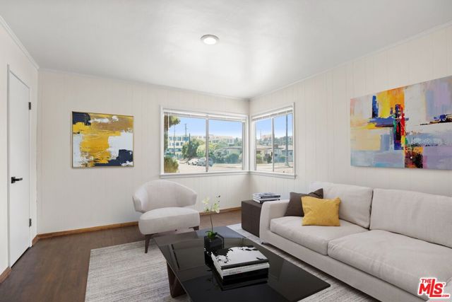 12127 Juniette Street, Culver City CA: https://media.crmls.org/mediaz/2a2e7a80-31a9-490c-94b2-f96bd6db9b99.jpg