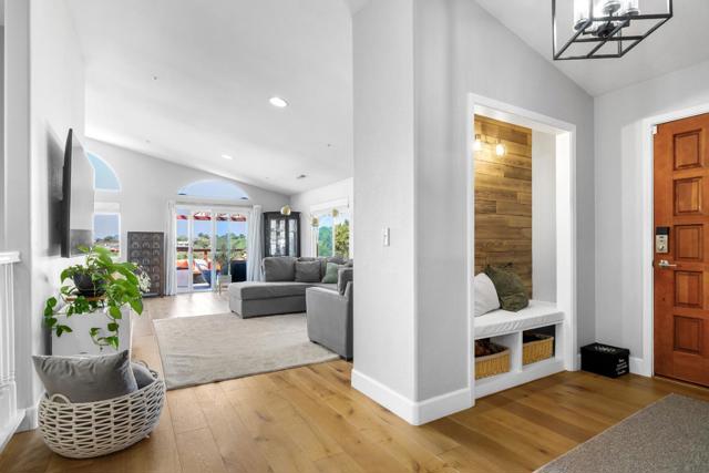 18530 Berta Ridge Place, Salinas CA: https://media.crmls.org/mediaz/2a2f98da-b736-48d4-bf6a-ecbbd36bfe29.jpg