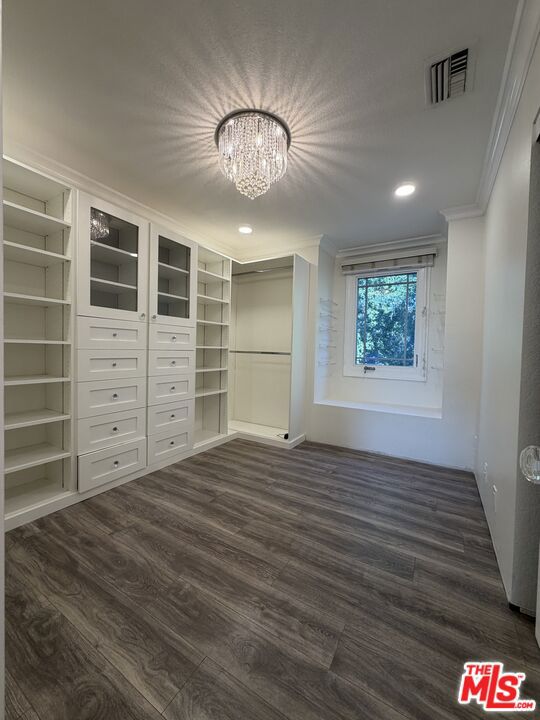 8020 Cora Street photo 36