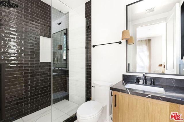 6310 Mirror Lake Drive, Los Angeles CA: https://media.crmls.org/mediaz/2a3029c4-b1ac-4d26-bbc1-47e30716553a.jpg