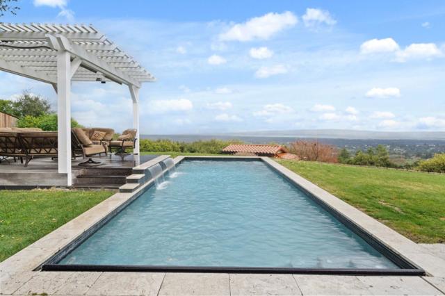 12252 Menalto Drive, Los Altos Hills CA: https://media.crmls.org/mediaz/2a313799-3a6b-4c1e-b3ef-7966036ebad2.jpg