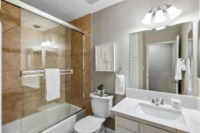 1800 McPeak Court, Tracy CA: https://media.crmls.org/mediaz/2a32cfee-be14-477a-8df5-7edec93e7fb1.jpg