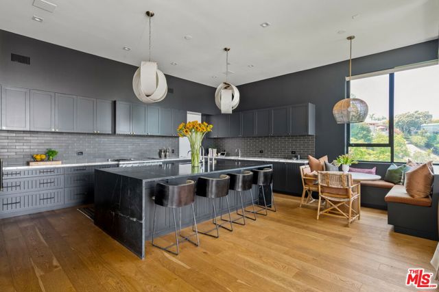 1030 Somera Road, Los Angeles CA: https://media.crmls.org/mediaz/2a336744-dd55-4f17-af03-8d349011692f.jpg